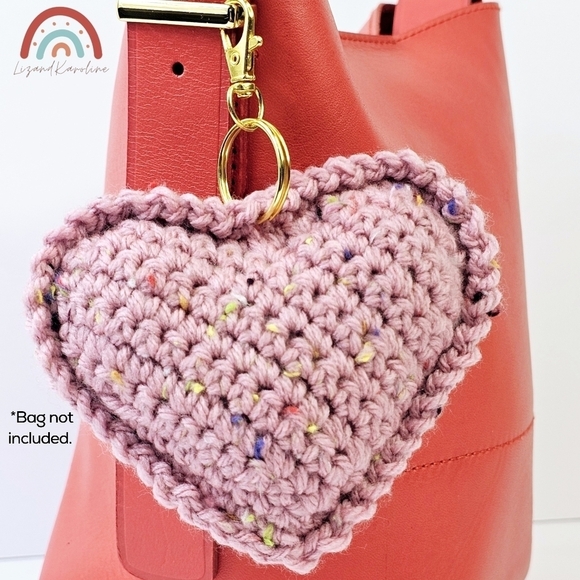 New! Handmade Crochet Light Blush Pink Speckled Heart Keychain Bag Charm - Picture 9 of 9